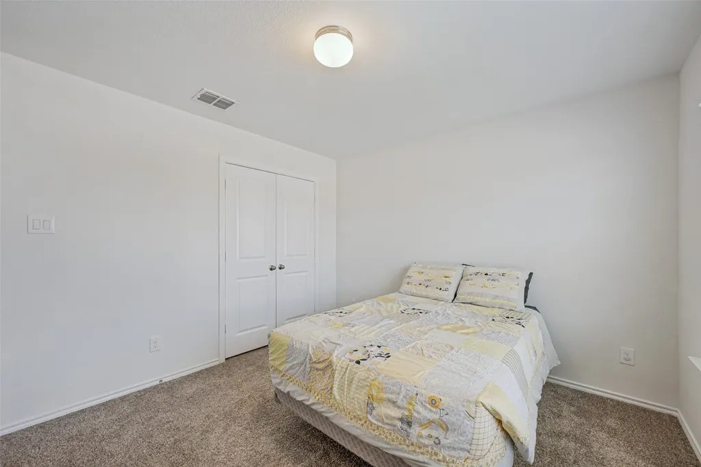413 Edgewick Lane Fort Worth TX 76036