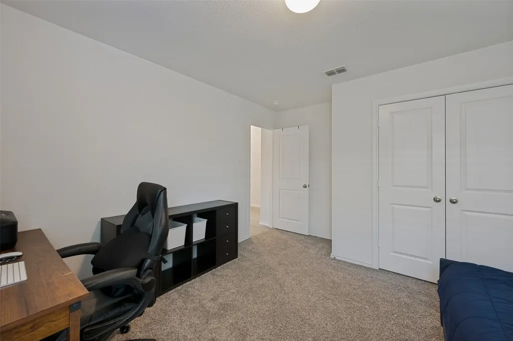 413 Edgewick Lane Fort Worth TX 76036