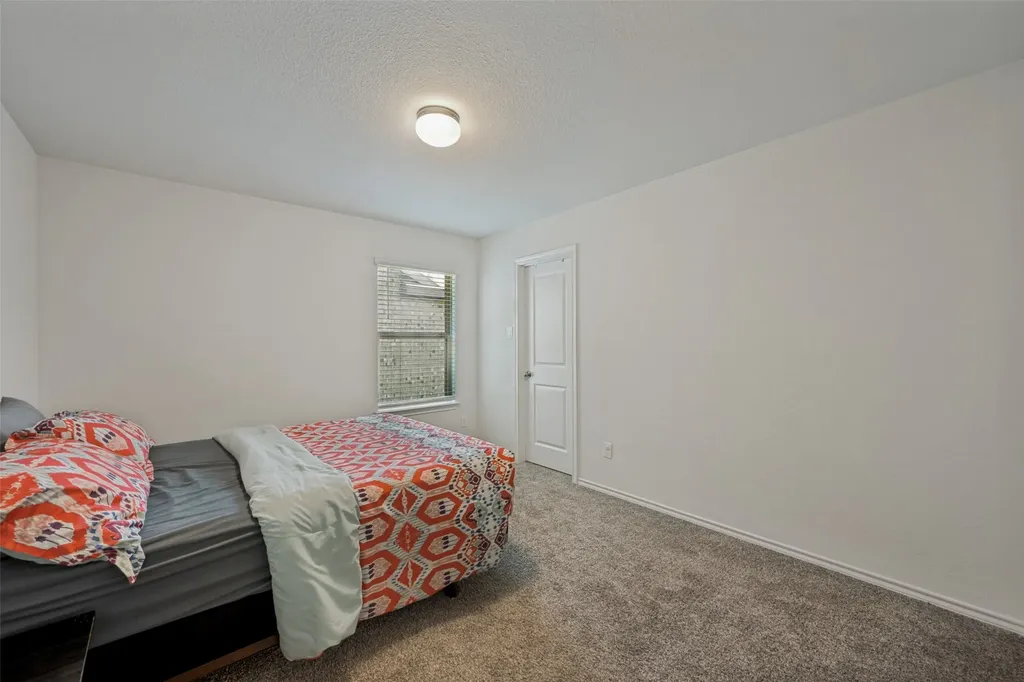 413 Edgewick Lane Fort Worth TX 76036