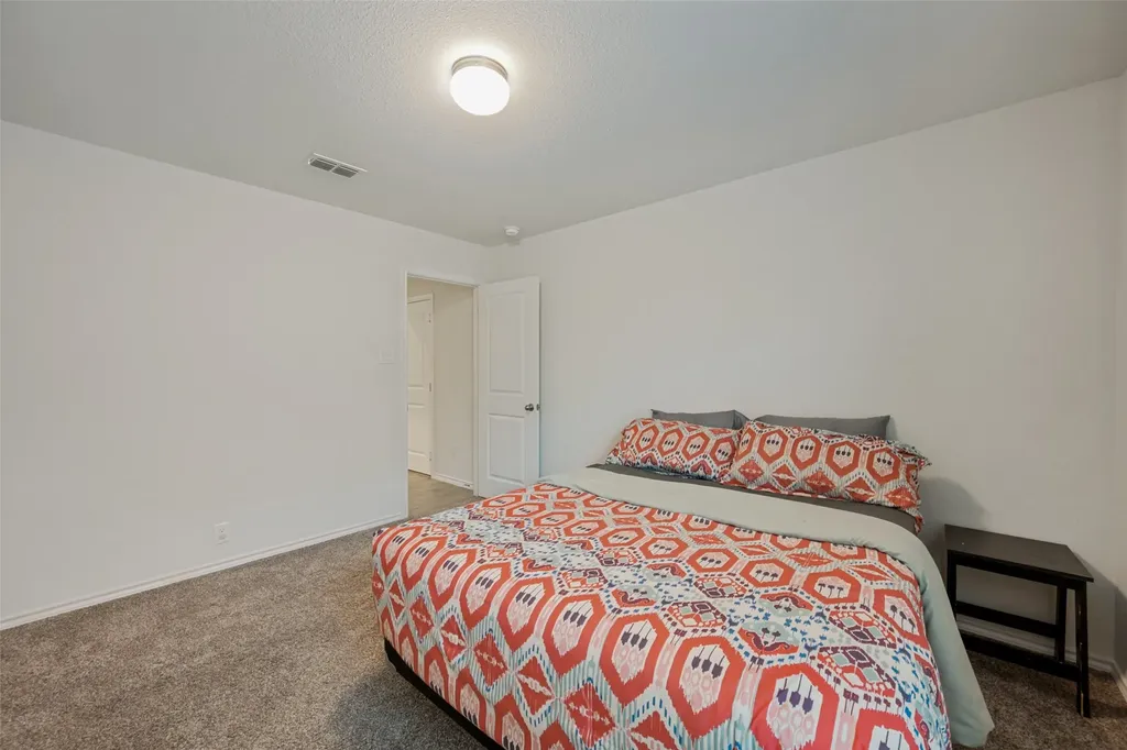 413 Edgewick Lane Fort Worth TX 76036