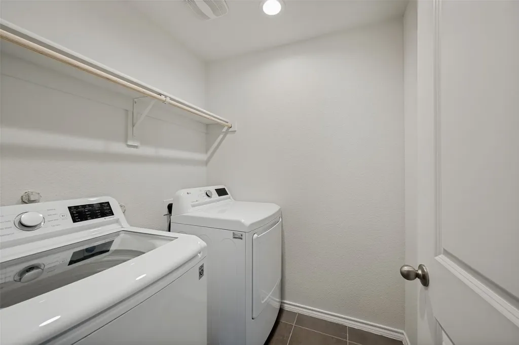 413 Edgewick Lane Fort Worth TX 76036