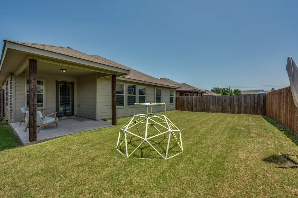 413 Edgewick Lane Fort Worth TX 76036