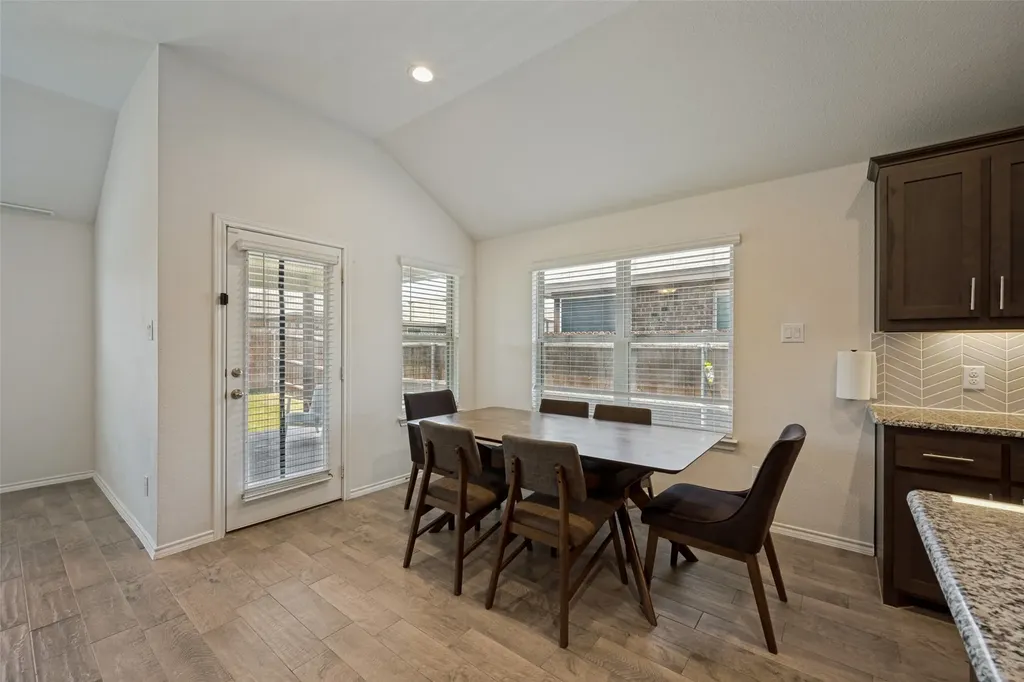 413 Edgewick Lane Fort Worth TX 76036