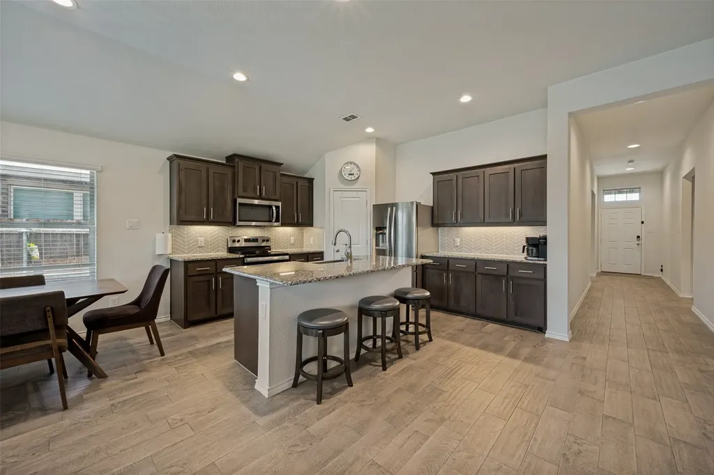 413 Edgewick Lane Fort Worth TX 76036