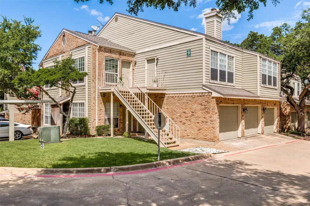 7151 Gaston Avenue Dallas TX 75214