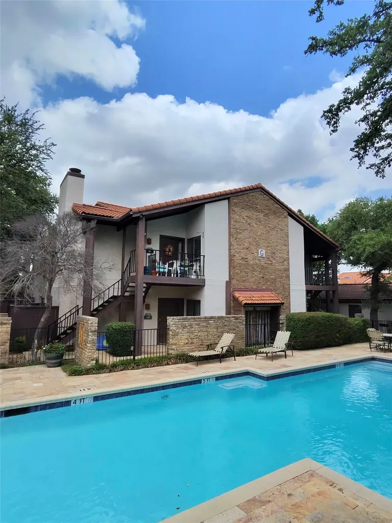 18040 Midway Road Dallas TX 75287