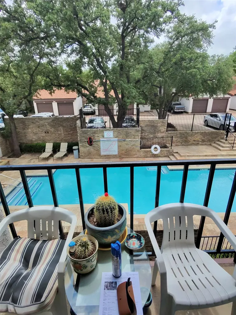 18040 Midway Road Dallas TX 75287