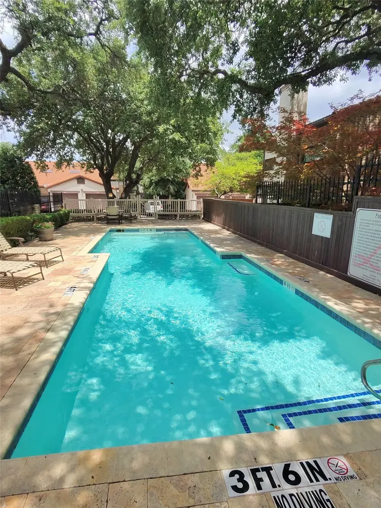 18040 Midway Road Dallas TX 75287