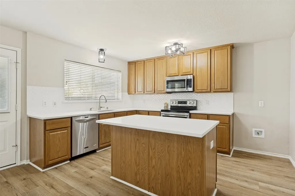 301 Highland Glen Drive Wylie TX 75098