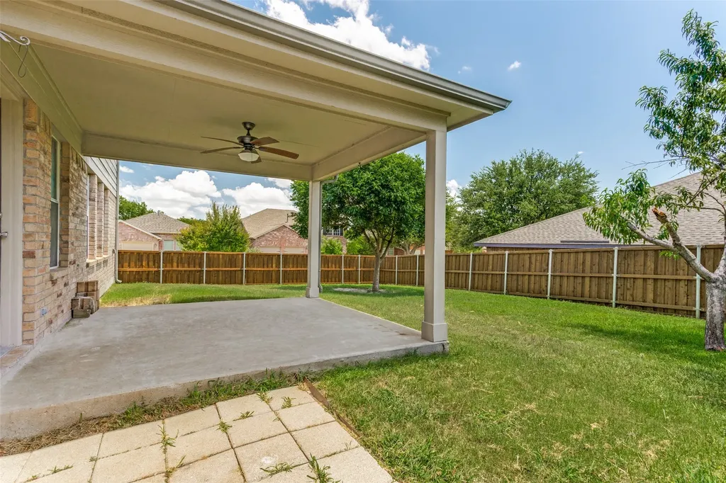 301 Highland Glen Drive Wylie TX 75098
