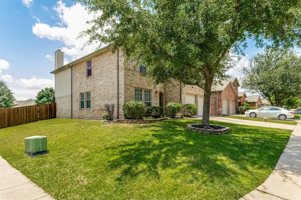 301 Highland Glen Drive Wylie TX 75098