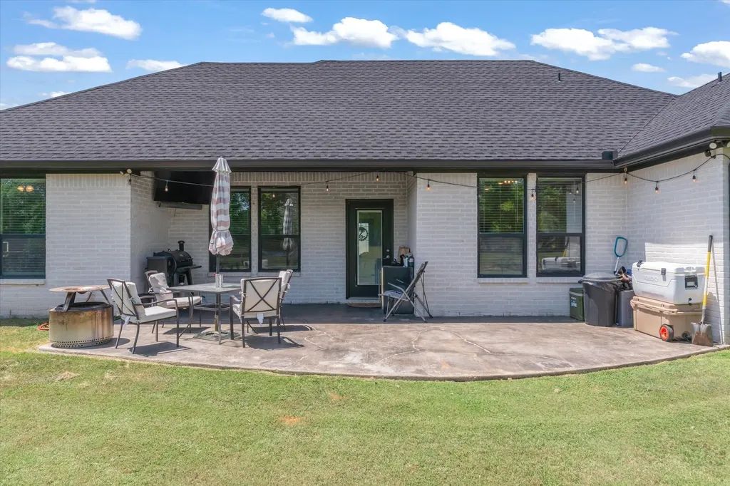 179 Private Road 8641 Canton TX 75103