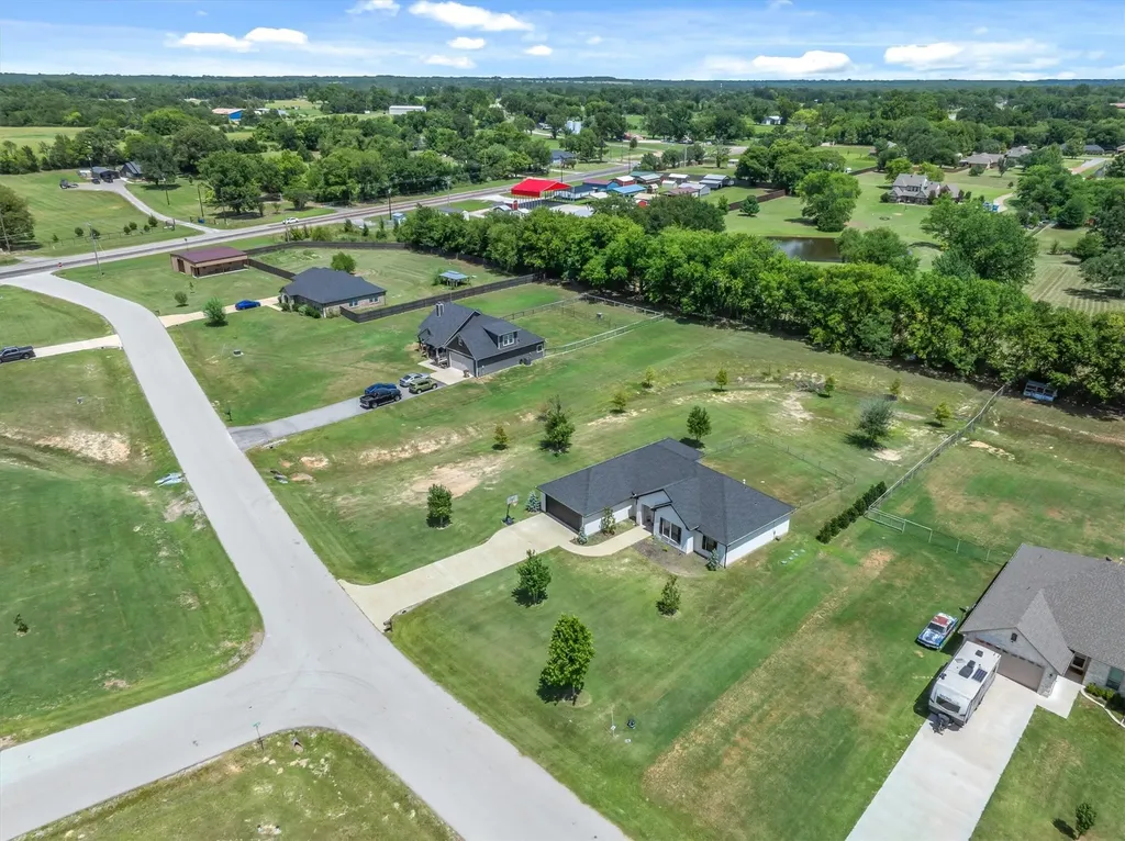 179 Private Road 8641 Canton TX 75103