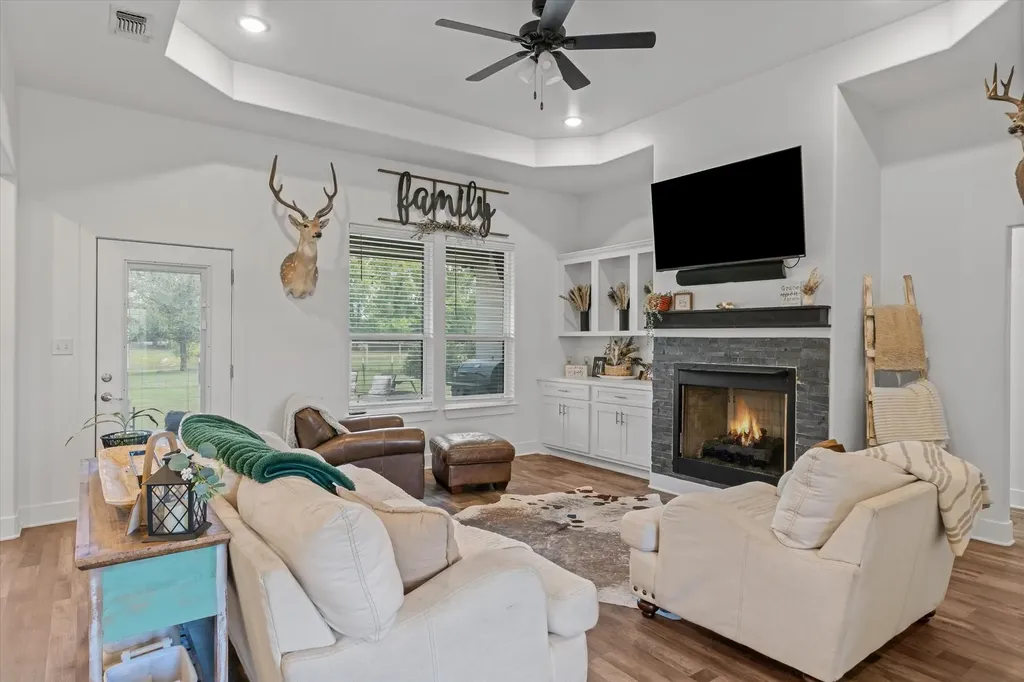 179 Private Road 8641 Canton TX 75103