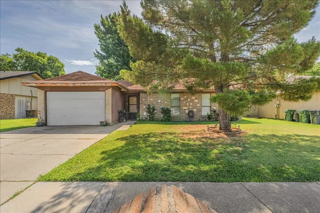 3423 Hickory Hill Drive Arlington TX 76014