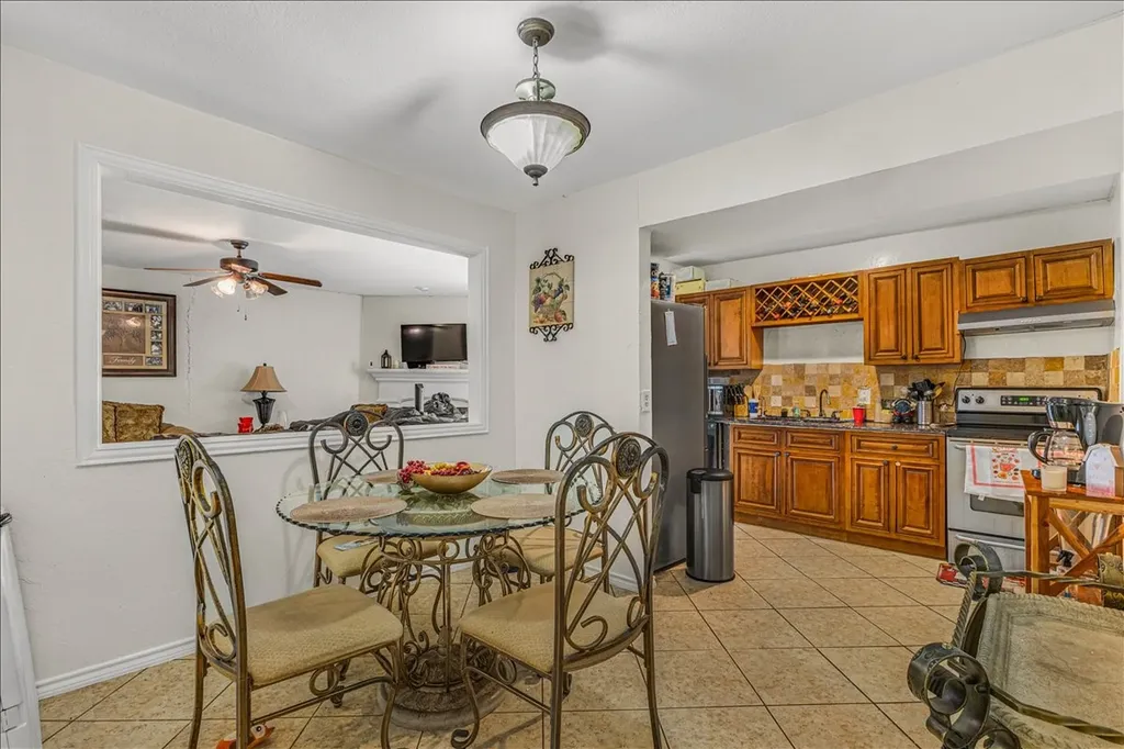 3423 Hickory Hill Drive Arlington TX 76014