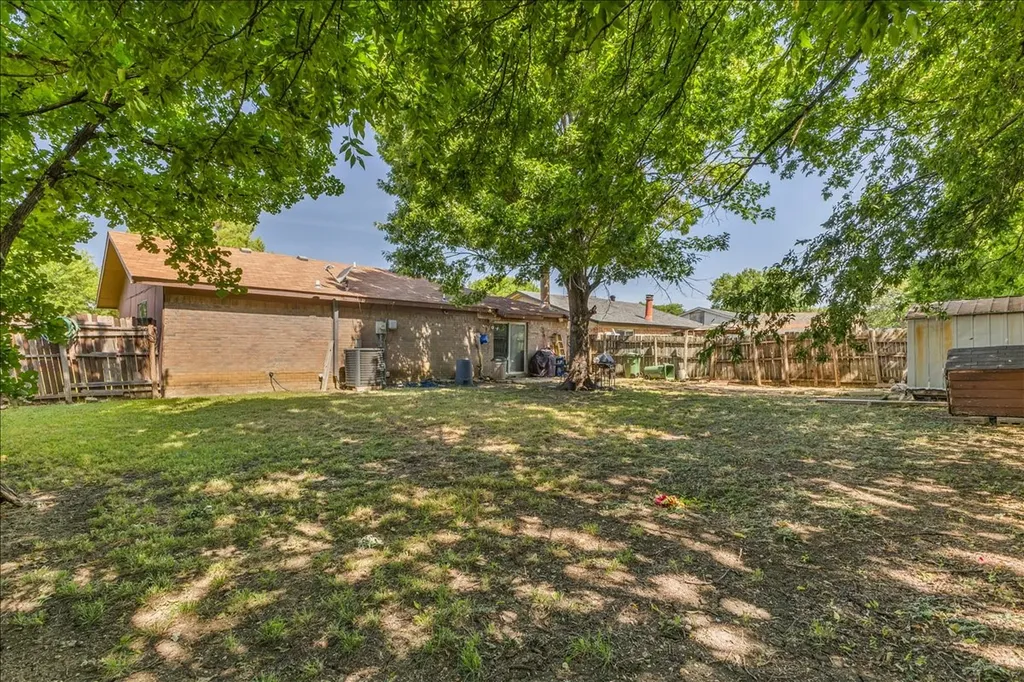 3423 Hickory Hill Drive Arlington TX 76014
