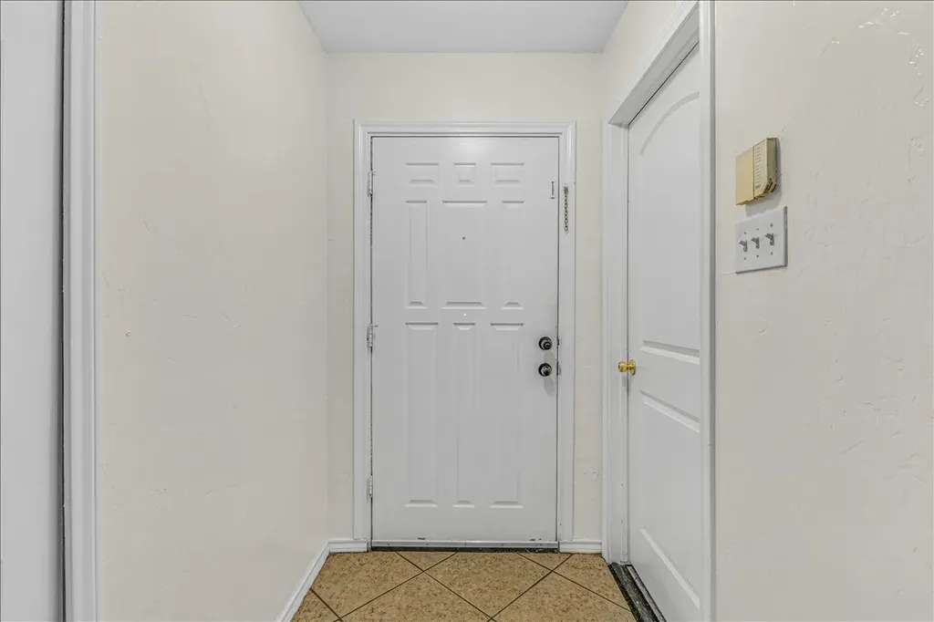 3423 Hickory Hill Drive Arlington TX 76014