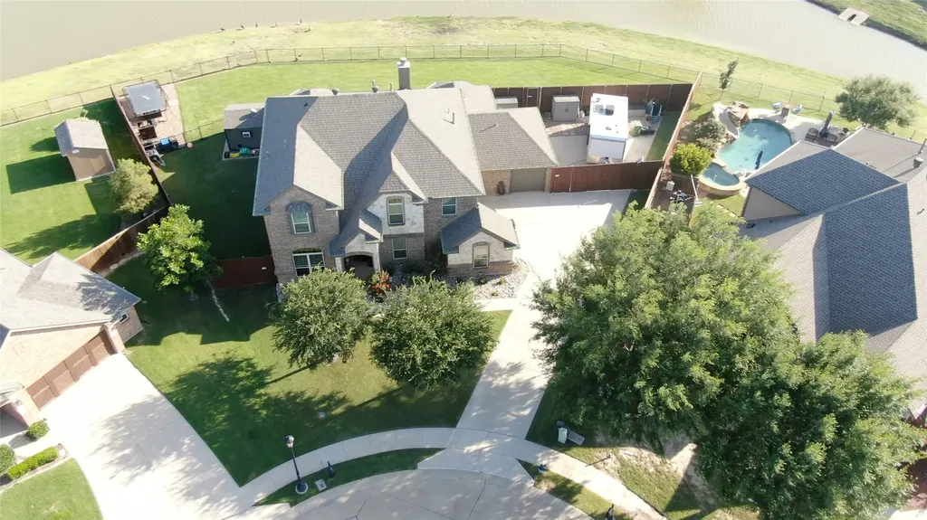 435 Bent Creek Cove Argyle TX 76226