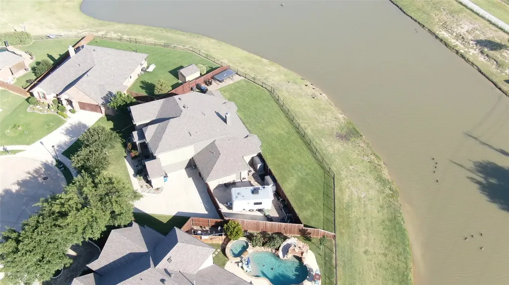 435 Bent Creek Cove Argyle TX 76226