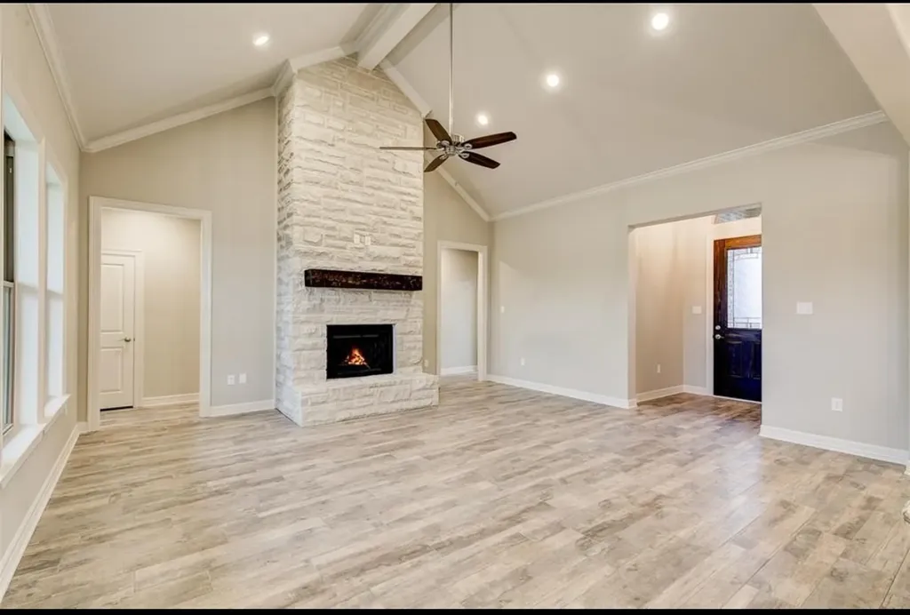 6120 County Road 401 Grandview TX 76050