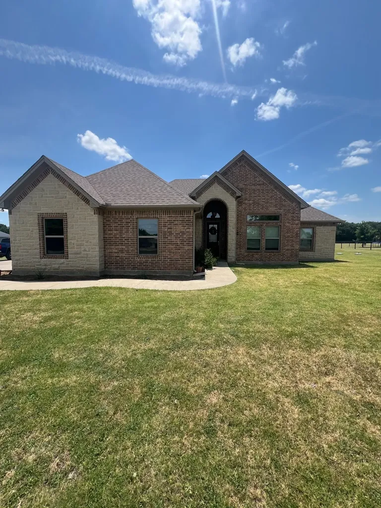 6120 County Road 401 Grandview TX 76050