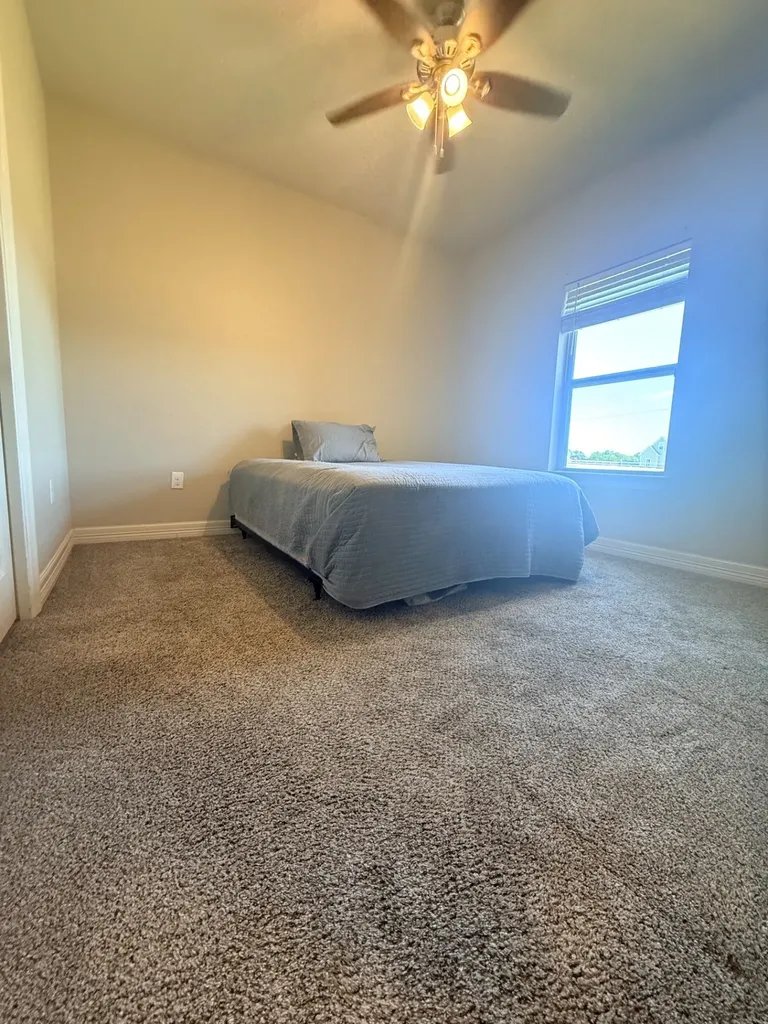 6120 County Road 401 Grandview TX 76050
