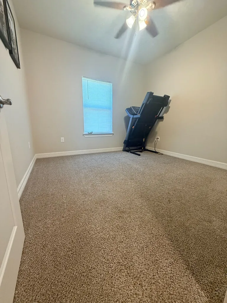 6120 County Road 401 Grandview TX 76050