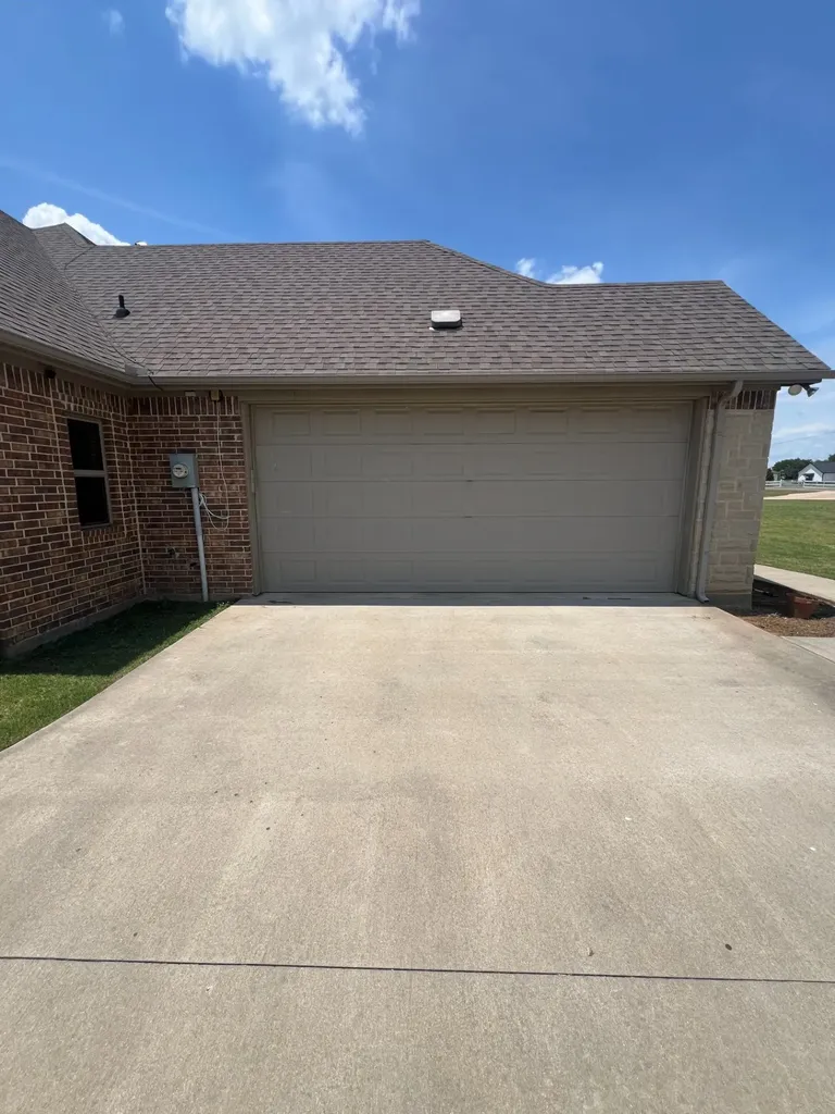 6120 County Road 401 Grandview TX 76050