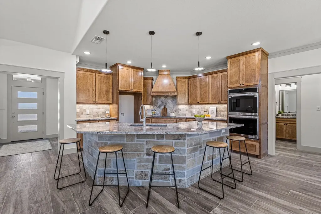 512 Bandera Drive Howe TX 75459