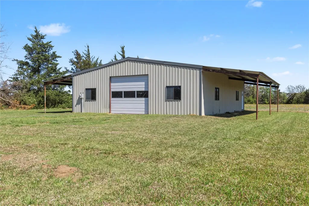 324 Fm 2789 Highway De Kalb TX 75559