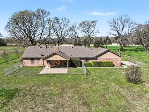 324 Fm 2789 Highway De Kalb TX 75559