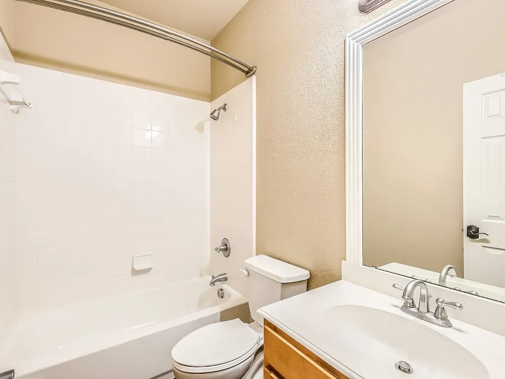 1528 Chestnut Drive Savannah TX 76227