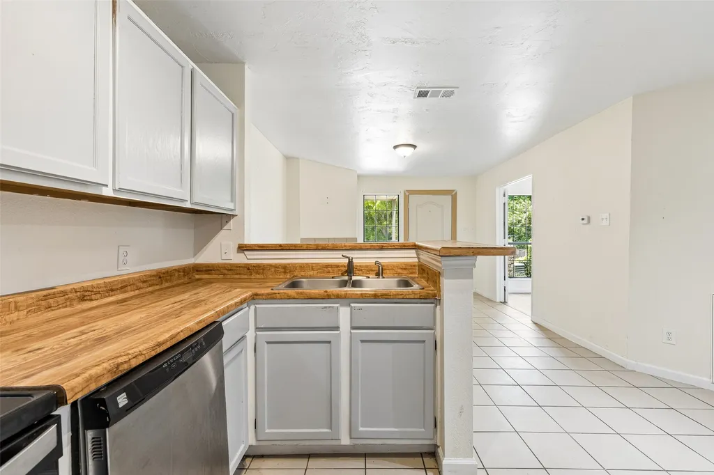 6108 Abrams Road Dallas TX 75231