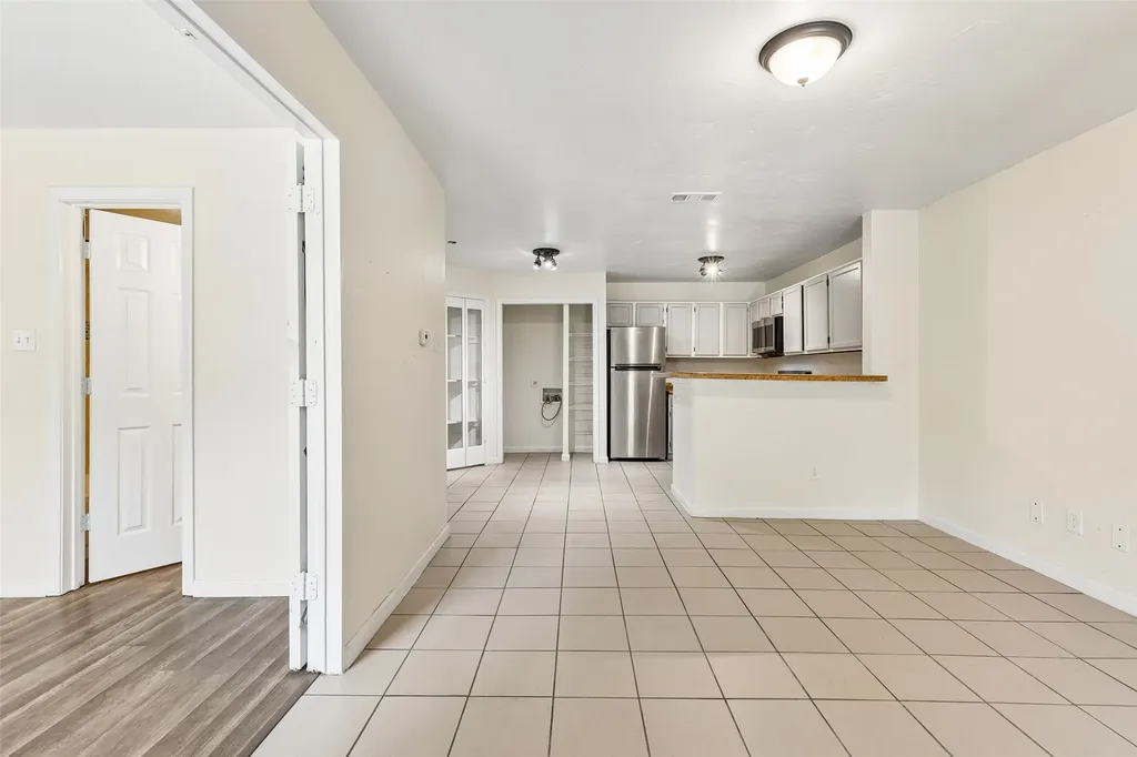 6108 Abrams Road Dallas TX 75231