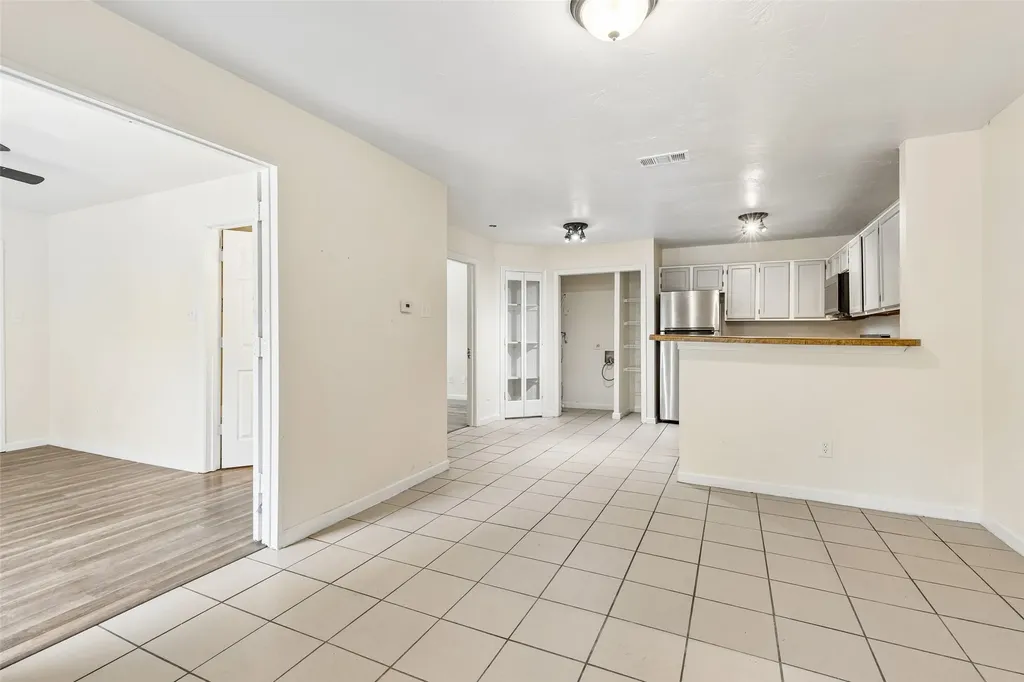 6108 Abrams Road Dallas TX 75231