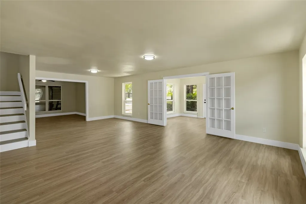 6112 W Poly Webb Road Arlington TX 76016