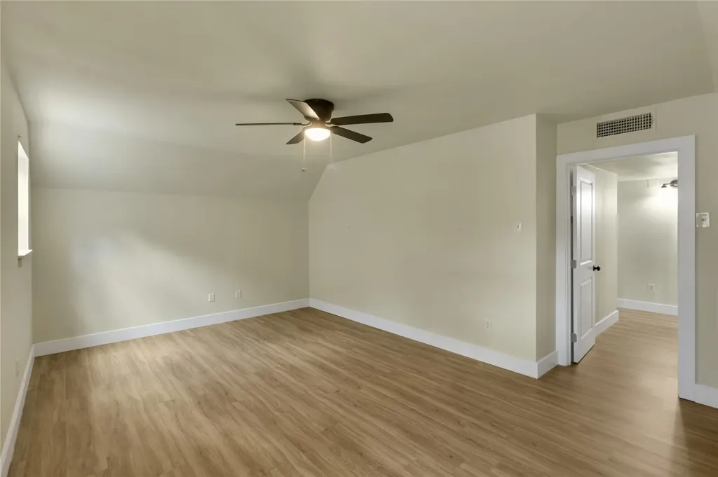 6112 W Poly Webb Road Arlington TX 76016