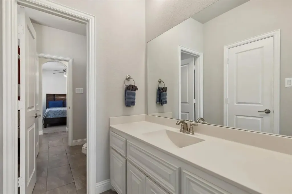 3639 Crosby Street Irving TX 75038