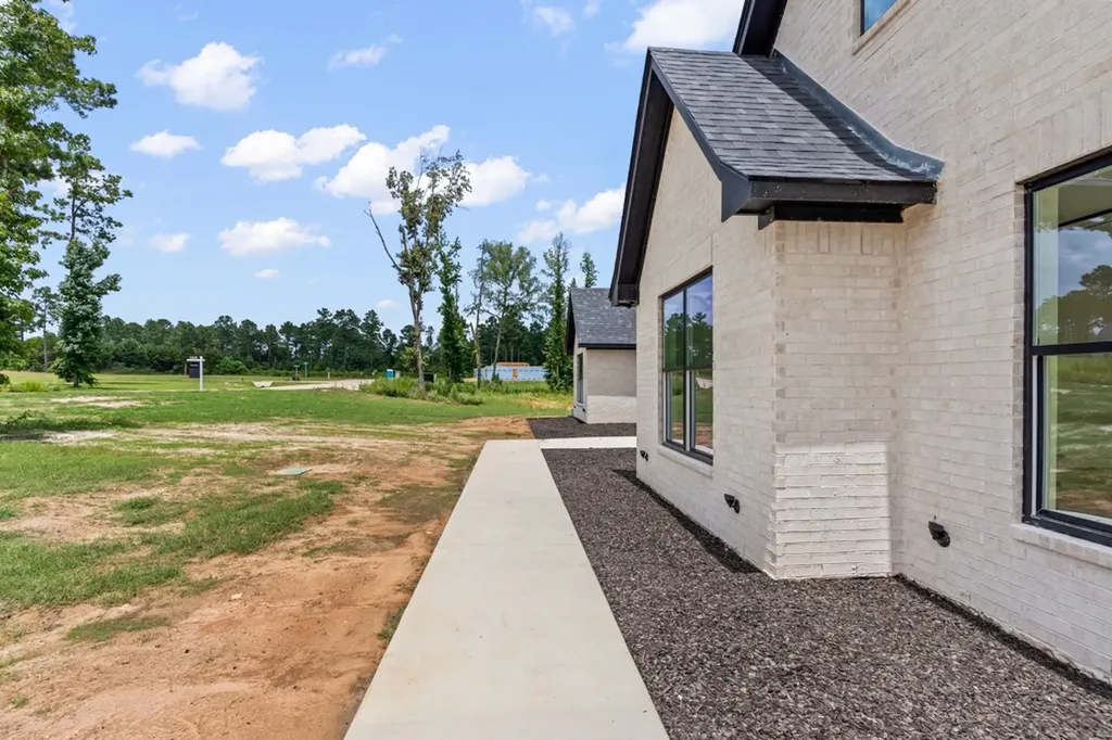115 Cottonwood Circle Hallsville TX 75605