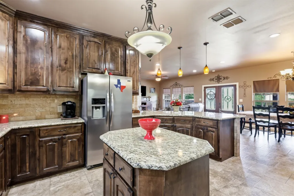 2951 Harwell Lake Road Weatherford TX 76088