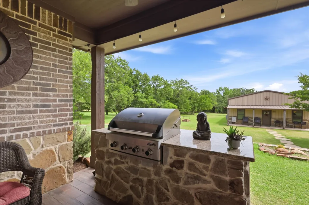 2951 Harwell Lake Road Weatherford TX 76088