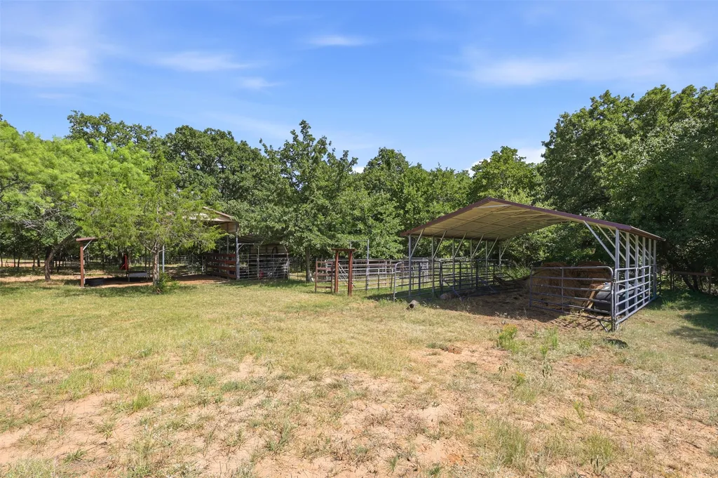 2951 Harwell Lake Road Weatherford TX 76088