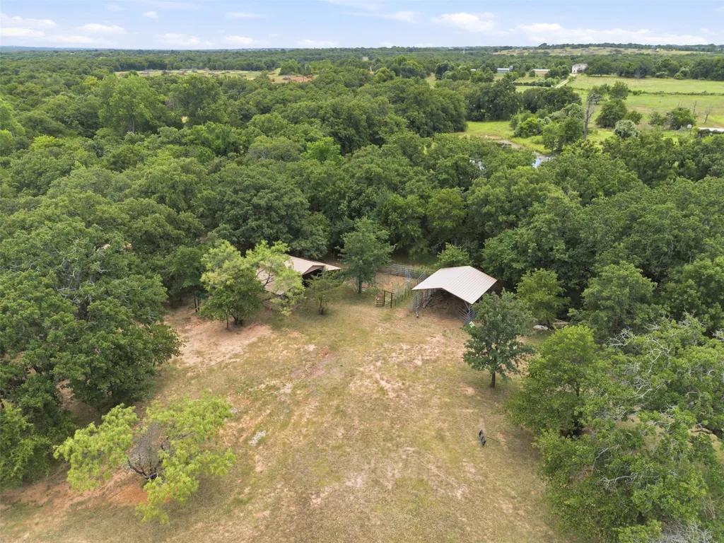2951 Harwell Lake Road Weatherford TX 76088