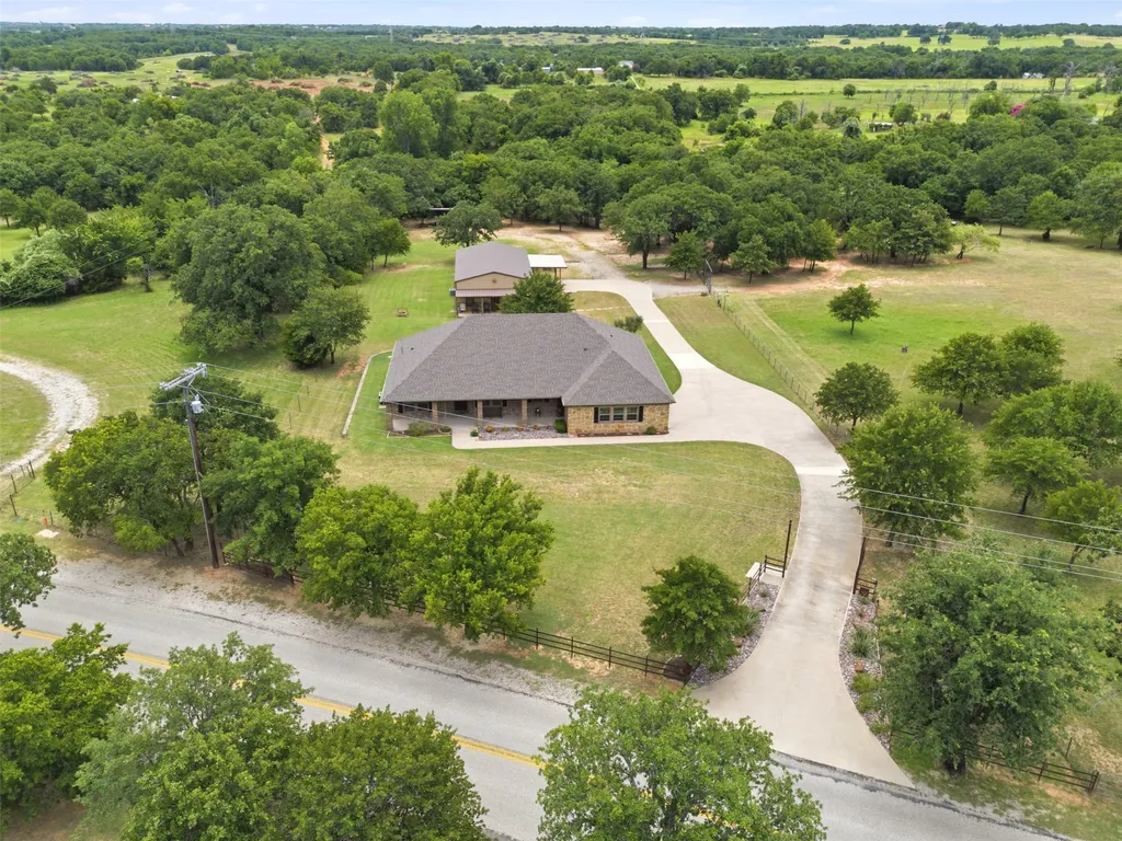 2951 Harwell Lake Road Weatherford TX 76088