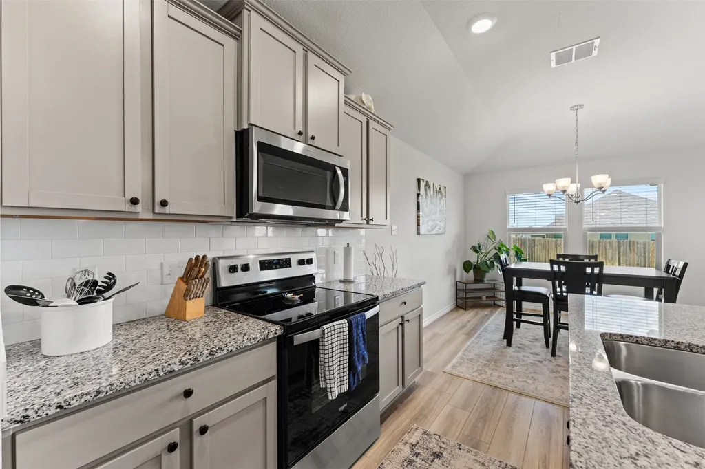 10805 Peperak Court Waco TX 76708