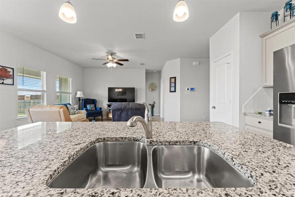 10805 Peperak Court Waco TX 76708