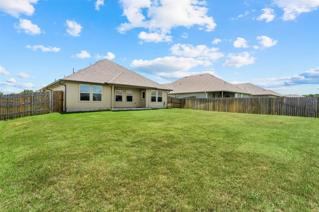 10805 Peperak Court Waco TX 76708