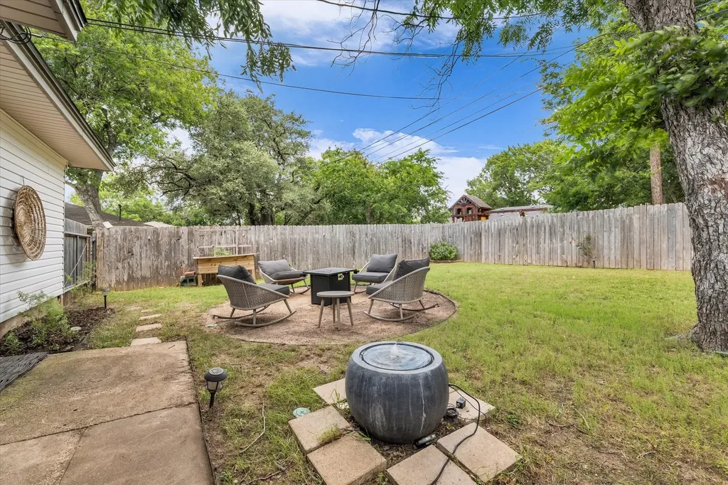 801 Gaywood Drive Woodway TX 76712