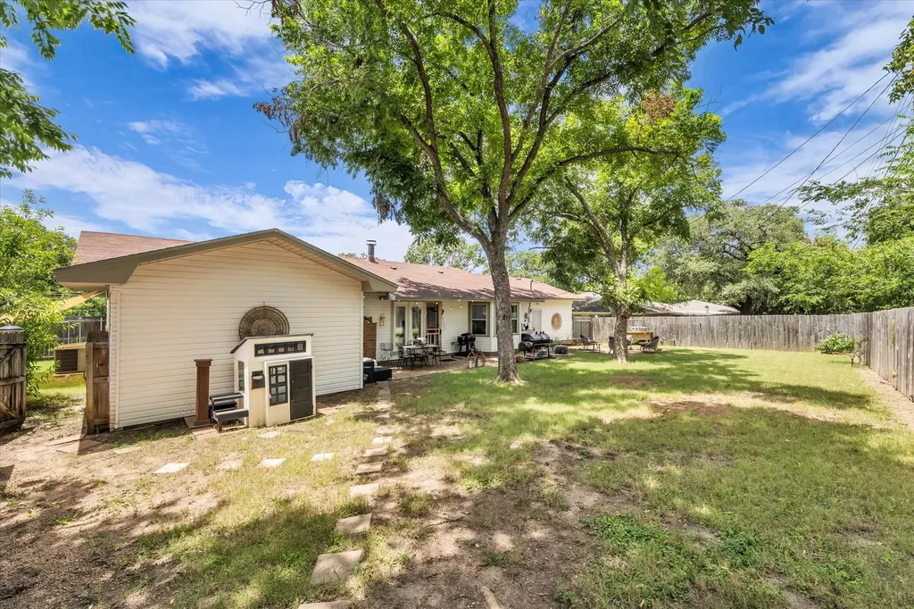801 Gaywood Drive Woodway TX 76712